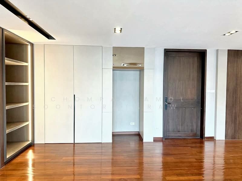 Ploenchit Terrace, Bangkok, Ploenchit, Lumphini, Pathum Wan, Bangkok, 4 Bedrooms, 374 sqm, Condo For Sale, by Chomratkamol Soontorntarawong (Gor), 500296264 - DDproperty.com