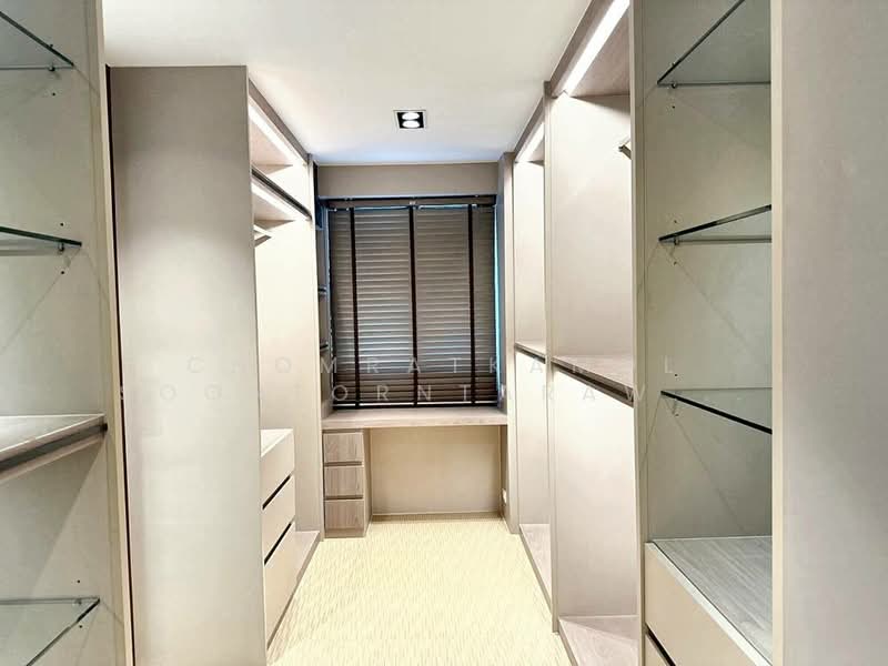 Ploenchit Terrace, Bangkok, Ploenchit, Lumphini, Pathum Wan, Bangkok, 4 Bedrooms, 374 sqm, Condo For Sale, by Chomratkamol Soontorntarawong (Gor), 500296264 - DDproperty.com