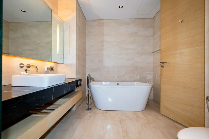 Saladaeng Residences, Bangkok, 29/1 North Sathorn Road, Silom, Bang Rak, Bangkok, 2 Bedrooms, 92 sqm, Condo For Rent, by Chomratkamol Soontorntarawong (Gor), 500296342 - DDproperty.com