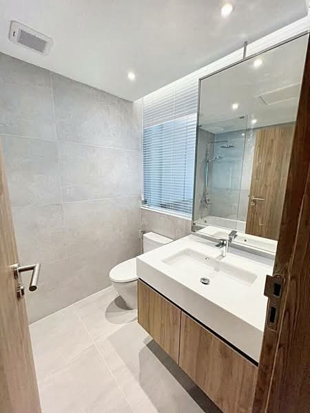 Baan Ploenchit, Bangkok, Soi Ruamrudee 2 Ploenchit Road, Lumphini, Pathum Wan, Bangkok, 2 Bedrooms, 98 sqm, Condo For Rent, by Chomratkamol Soontorntarawong (Gor), 500296343 - DDproperty.com