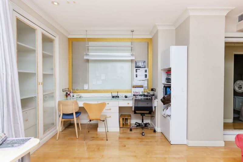 Langsuan Ville, Bangkok, 50 Soi Langsuan, Lumphini, Pathum Wan, Bangkok, 3 Bedrooms, 242 sqm, Condo For Sale, by Chomratkamol Soontorntarawong (Gor), 500296345 - DDproperty.com