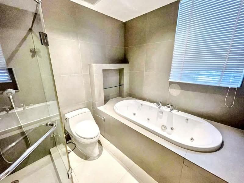 Athenee Residence, Bangkok, 65 Witthayu Road, Lumphini, Pathum Wan, Bangkok, 2 Bedrooms, 133 sqm, Condo For Rent, by Chomratkamol Soontorntarawong (Gor), 500296355 - DDproperty.com