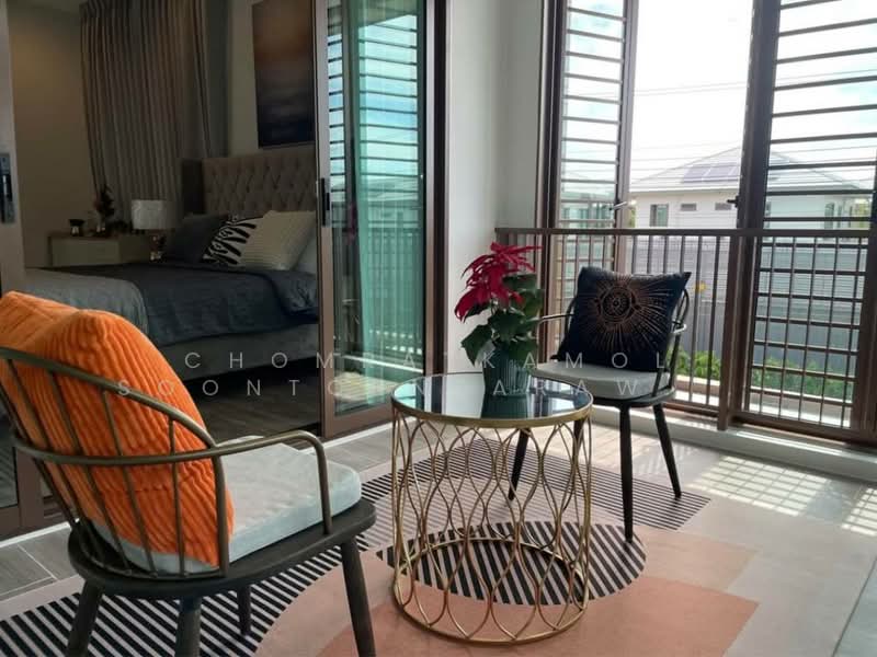 Burasiri Krungthep Kreetha, Bangkok, 95 Soi Pracha Ruam Chai, Hua Mak, Bang Kapi, Bangkok, 4 Bedrooms, 238 sqm, Single Detached House For Rent, by Chomratkamol Soontorntarawong (Gor), 500296366 - DDproperty.com