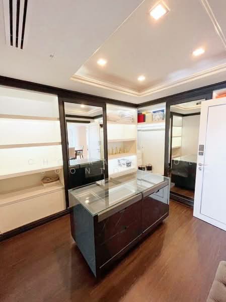 State Tower, Bangkok, 1055 Silom Road, Silom, Bang Rak, Bangkok, 3 Bedrooms, 347 sqm, Condo For Sale, by Chomratkamol Soontorntarawong (Gor), 500296370 - DDproperty.com