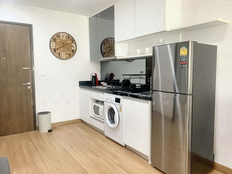Sky Walk Residences, Bangkok, 1599 Sukhumvit Road, Phra Kanong Nua, Watthana, Bangkok, 2 Bedrooms, 60 sqm, Condo For Rent, by Chomratkamol Soontorntarawong (Gor), 500296389 - DDproperty.com
