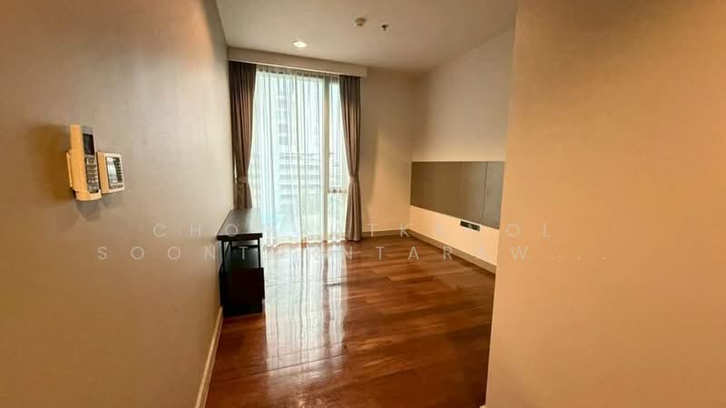 Piya Residence, Bangkok, Soi Sukhumvit 28-30, Khong Tan, Khlong Toei, Bangkok, 3 Bedrooms, 162 sqm, Condo For Rent, by Chomratkamol Soontorntarawong (Gor), 500296411 - DDproperty.com