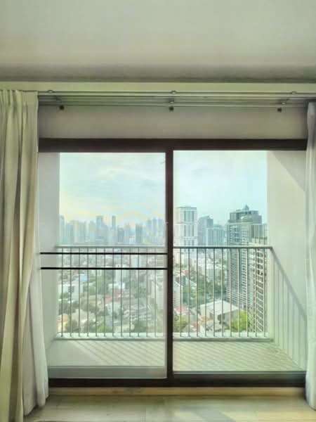 Noble Remix, Bangkok, 772 Soi Sukhumvit 36, Sukhumvit Road, Khong Tan, Khlong Toei, Bangkok, 3 Bedrooms, 103 sqm, Condo For Rent, by Chomratkamol Soontorntarawong (Gor), 500296413 - DDproperty.com