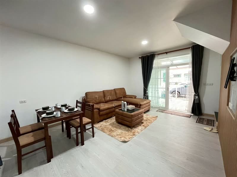 Q District Suksawad-Wongwaen Rama 3, Samut Prakan, Soi Suksawat 76 Latluang, Suksawat Road, Bang Chak, Phra Pra Daeng, Samut Prakan, 3 Bedrooms, 100 sqm, Townhouse For Sale, by คุณ จิดาภา พันธุกุล (แอม), 500296459 - DDproperty.com
