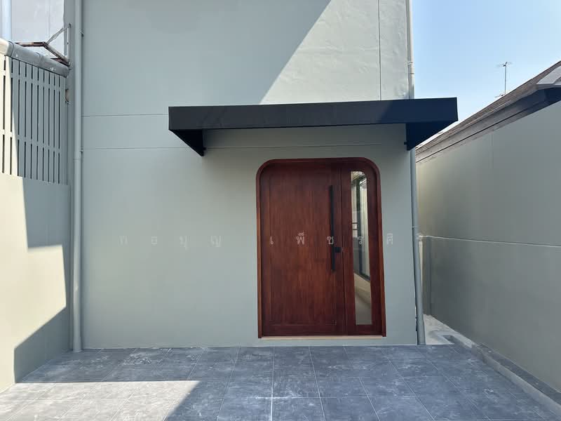 Ruamchok Subdistrict Village, Bangkok, 70 Chok Chai 4 Soi 54, Lat Phrao, Lat Phrao, Bangkok, 3 Bedrooms, 200 sqm, Single Detached House For Sale, by กอบุญ เพ็ชรศิริ, 500296475 - DDproperty.com