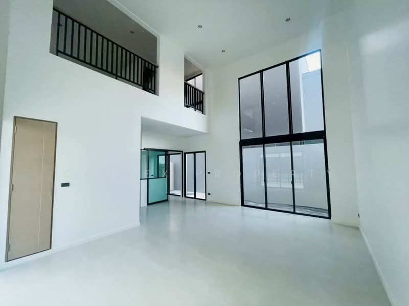 Patio Krungthepkreetha - Wongwaen 2, Bangkok, , Saphan Sung, Bangkok, 4 Bedrooms, 340 sqm, Single Detached House For Rent, by Connex Property, 500296499 - DDproperty.com