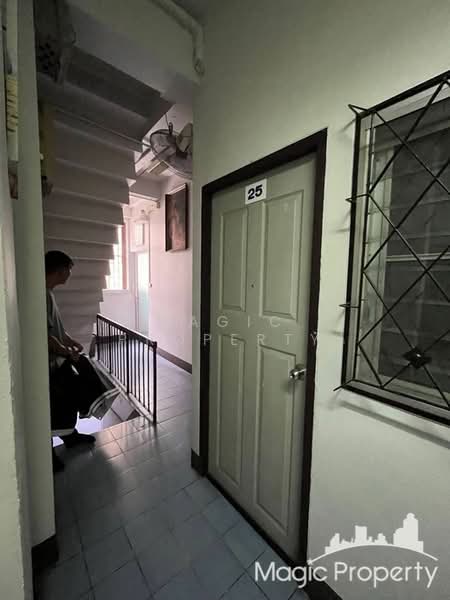 Commercial Building on Sukhumvit Road, Bangkok, สุขุมวิท, Khong Tan, Khlong Toei, Bangkok, , 600 sqm, Shophouse For Rent, by Magic Property, 500296528 - DDproperty.com