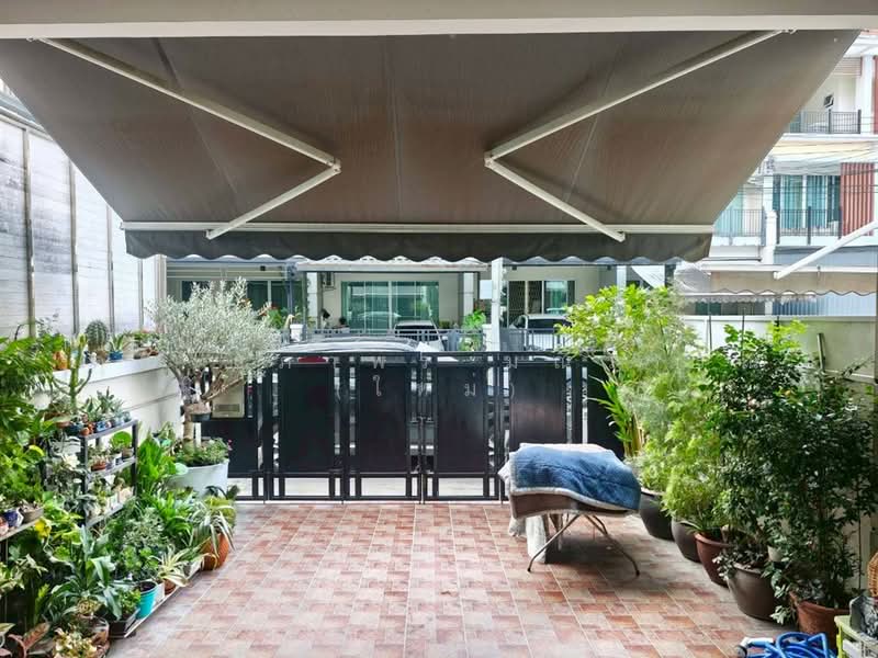 Baan Klang Muang Urbanion Kaset - Nawamin 2, Bangkok, Lat Pla Khao Road, Anusaowari, Bang Khen, Bangkok, 3 Bedrooms, 180 sqm, Townhouse For Sale, by คุณ สุภาพร มณีวรรณ (ใหม่), 500296533 - DDproperty.com