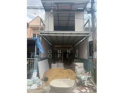 ขาย - ทาวน์เฮ้าส์ 2 ชั้น รีโนเวทใหม่ ซอยบางศรีเมือง, นนทบุรี