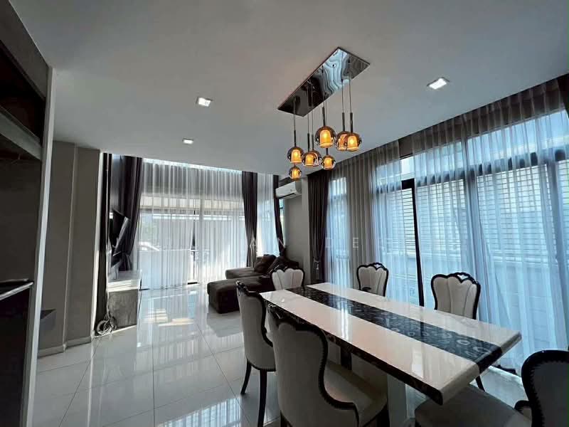 Chewarom Rangsit - Don Mueang, Pathum Thani, Rangsit-Nakhon Nayok Road, Prachathipat, Thanyaburi, Pathum Thani, 4 Bedrooms, 238 sqm, Single Detached House For Rent, by Jaruwan Deeon, 500296563 - DDproperty.com