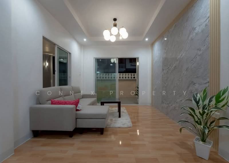 Narongsukniwet, Nonthaburi, เลี่ยงเมืองนนทบุรี, Talat Kwan, Muang Nonthaburi, Nonthaburi, 5 Bedrooms, 125 sqm, Townhouse For Sale, by Connex Property, 500296564 - DDproperty.com