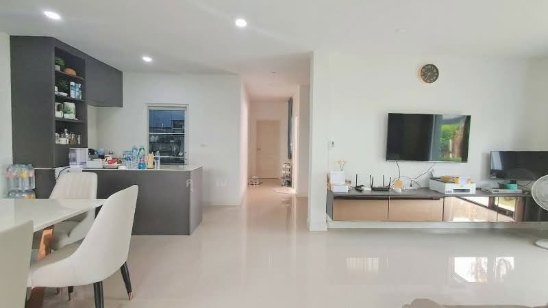 Centro Bangna-Kingkaew, Samut Prakan, Rachathewa, Bang Plee, Samut Prakan, 4 Bedrooms, 225 sqm, Single Detached House For Sale, by คุณณิชชา, 500296566 - DDproperty.com