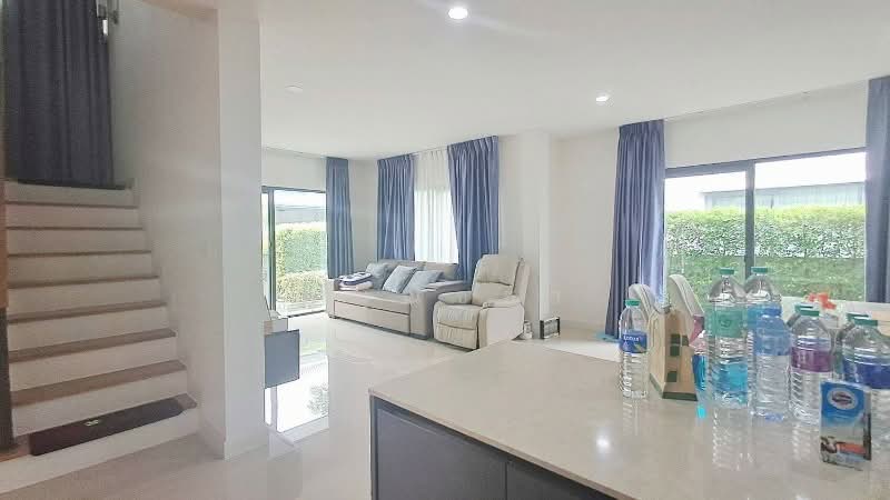 Centro Bangna-Kingkaew, Samut Prakan, Rachathewa, Bang Plee, Samut Prakan, 4 Bedrooms, 225 sqm, Single Detached House For Sale, by คุณณิชชา, 500296566 - DDproperty.com