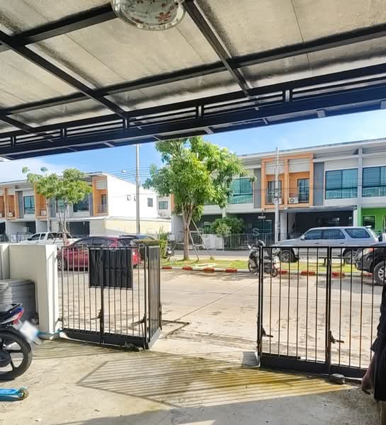Sirarom Plus Bangna Km.29 : สิรารมย์ พลัส บางนา กม.29, สมุทรปราการ, ซ.เกียรติพิพัฒน์ธานี ถ.บางนา, บ้านระกาศ, บางบ่อ, สมุทรปราการ, 120 ตร.ม., ทาวน์เฮ้าส์ ขาย, โดย The Best Property ต้อง, 500296569 - DDproperty.com