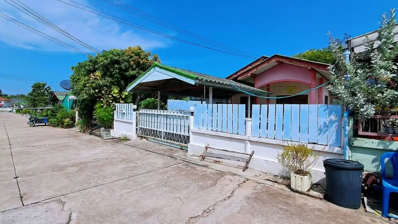 บ้านแฝด หมู่บ้านร่วมใจมีสุข บางละมุง, ชลบุรี, ตะเคียนเตี้ย, ตะเคียนเตี้ย, บางละมุง, ชลบุรี, 100 ตร.ม., บ้านแฝด ขาย, โดย คุณณิชชา, 500296585 - DDproperty.com