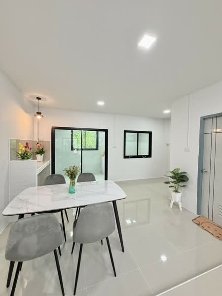บ้านธารถวิล ซอยวัดพระเงิน, Nonthaburi, กาญจนาภิเษก, Bang Muang, Bang Yai, Nonthaburi, 3 Bedrooms, 150 sqm, Townhouse For Sale, by Connex Property, 500296591 - DDproperty.com