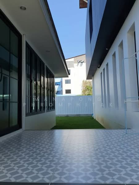 5-BR House, Bangkok, Bang Chak, Phra Khanong, Bangkok, 5 Bedrooms, 700 sqm, Single Detached House For Sale, by Manapong Phromphitak, 500296603 - DDproperty.com