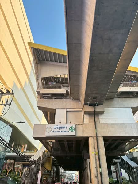For Sale - 2-Unit Commercial Building for Sale on Charoen Nakhon Road, Bangkok