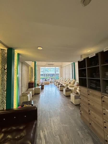 For Sale - 2-Unit Commercial Building for Sale on Charoen Nakhon Road, Bangkok
