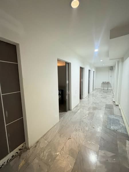 For Sale - 2-Unit Commercial Building for Sale on Charoen Nakhon Road, Bangkok