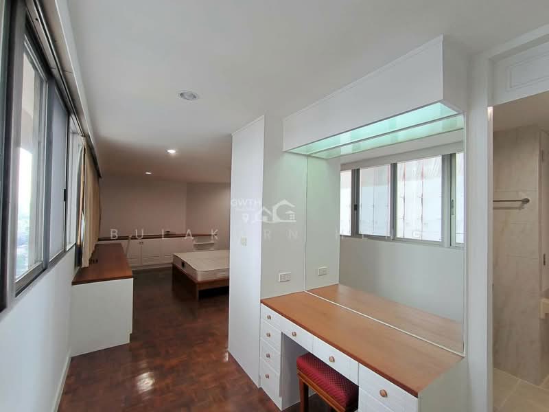 Tai Ping Towers, Bangkok, 582 Soi Sukhumvit 63, Khlong Tan Nua, Watthana, Bangkok, 3 Bedrooms, 252 sqm, Condo For Rent, by Bulakorn Heng, 500296644 - DDproperty.com