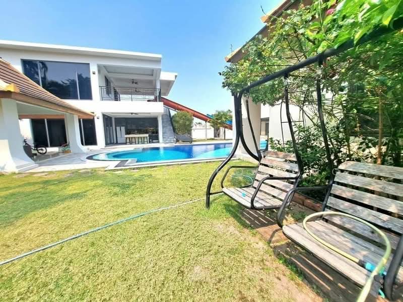 Phutara Estate, Chon Buri (Pattaya), 99 Pattanakarn Road, Nong Pru, Bang Lamung (Pattaya), Chon Buri (Pattaya), 7 Bedrooms, 1,600 sqm, Villa For Sale, by Supicha Chorjong, 500296670 - DDproperty.com