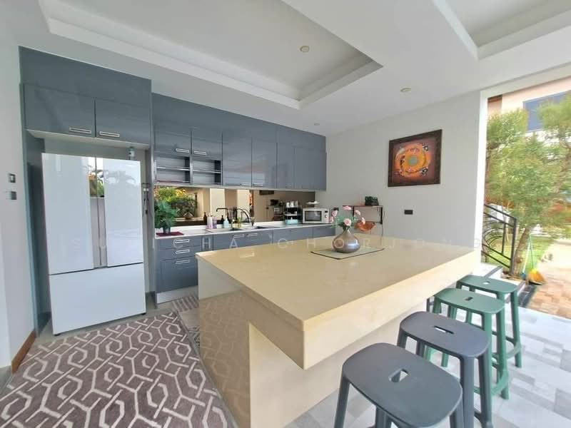 Phutara Estate, Chon Buri (Pattaya), 99 Pattanakarn Road, Nong Pru, Bang Lamung (Pattaya), Chon Buri (Pattaya), 7 Bedrooms, 1,600 sqm, Villa For Sale, by Supicha Chorjong, 500296670 - DDproperty.com