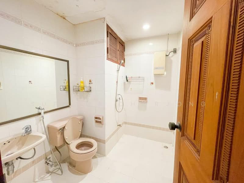5-BR House, Chon Buri (Pattaya), Nong Pru, Bang Lamung (Pattaya), Chon Buri (Pattaya), 5 Bedrooms, 600 sqm, Single Detached House For Sale, by Supicha Chorjong, 500296673 - DDproperty.com