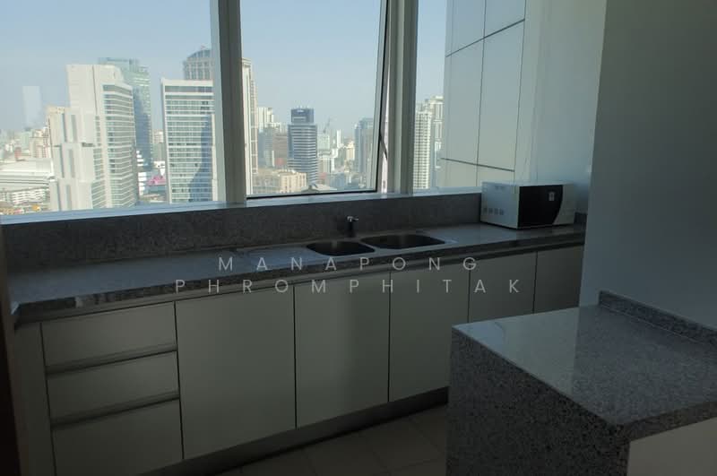 Millennium Residence, Bangkok, Sukhumvit Road, Khlong Toei, Khlong Toei, Bangkok, 2 Bedrooms, 128 sqm, Condo For Rent, by Manapong Phromphitak, 500296677 - DDproperty.com