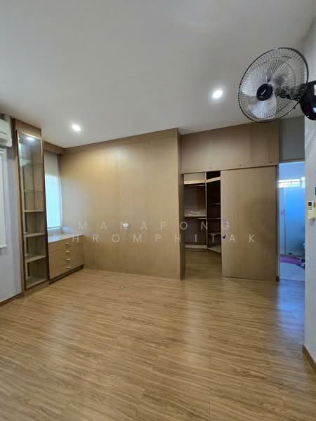 3-BR House, Bangkok, Bangmot, Thung Khru, Bangkok, 3 Bedrooms, 186 sqm, Single Detached House For Sale, by Manapong Phromphitak, 500296680 - DDproperty.com