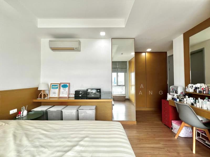 Thru Thonglor, Bangkok, Petchaburi Road, Bang Kapi, Huai Khwang, Bangkok, 2 Bedrooms, 62 sqm, Condo For Sale, by Chatchaya Sa-Nguanklang, 500296685 - DDproperty.com