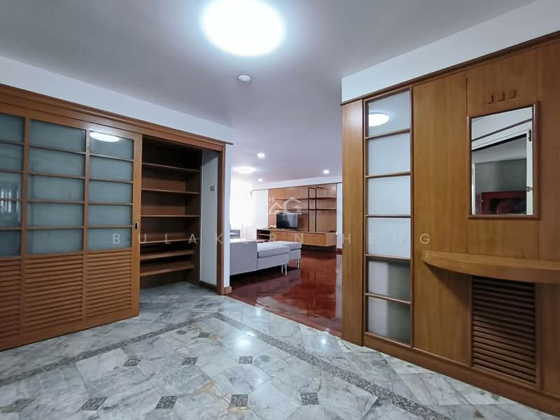 Four Wings Mansion, Bangkok, 32 Soi Sukhumvit 11, Khlongtoei Nua, Watthana, Bangkok, 3 Bedrooms, 220 sqm, Condo For Rent, by Bulakorn Heng, 500296686 - DDproperty.com