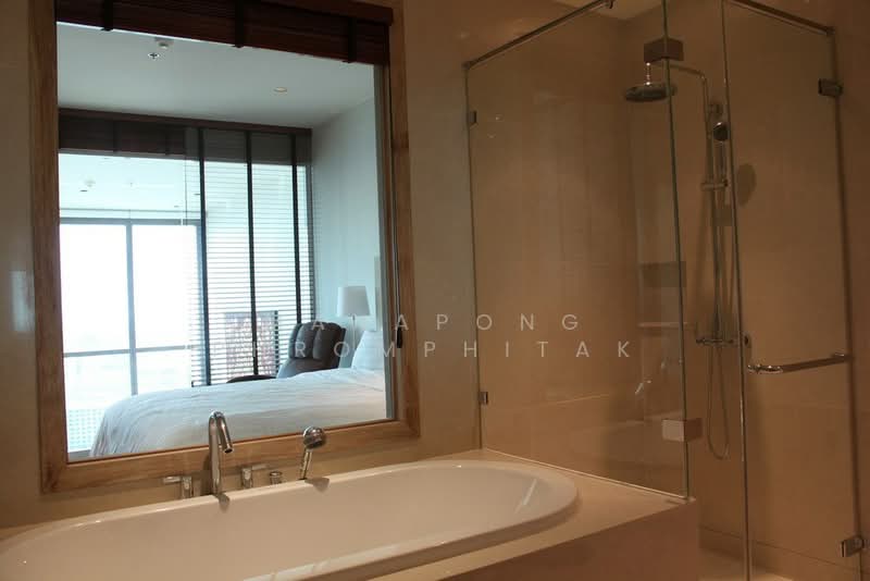 The Emporio Place, Bangkok, 93 Soi Sukhumvit 24, Sukhumvit Road, Khong Tan, Khlong Toei, Bangkok, 1 Bedroom, 84 sqm, Condo For Rent, by Manapong Phromphitak, 500296687 - DDproperty.com