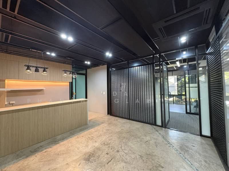 The rental of Sukhumvit 105 office building (Lazal) is beautiful, premium nature near BTS bearing ne, Bangkok, Bang Na Tai, Bang Na, Bangkok, , 200 sqm, Office Space For Rent, by Tida phanthonglarptawee, 500296716 - DDproperty.com