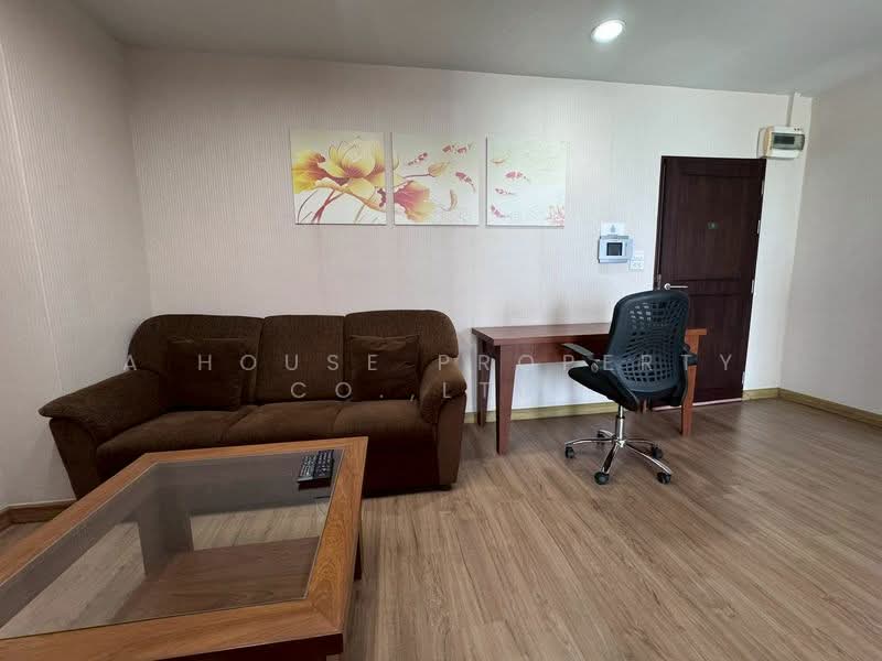 Ladda Condo View, Chon Buri (Pattaya), Cherm Chom Phon Road, Si Racha, Chon Buri (Pattaya), 1 Bedroom, 51 sqm, Condo For Sale, by A House Property Co.,Ltd., 500296725 - DDproperty.com