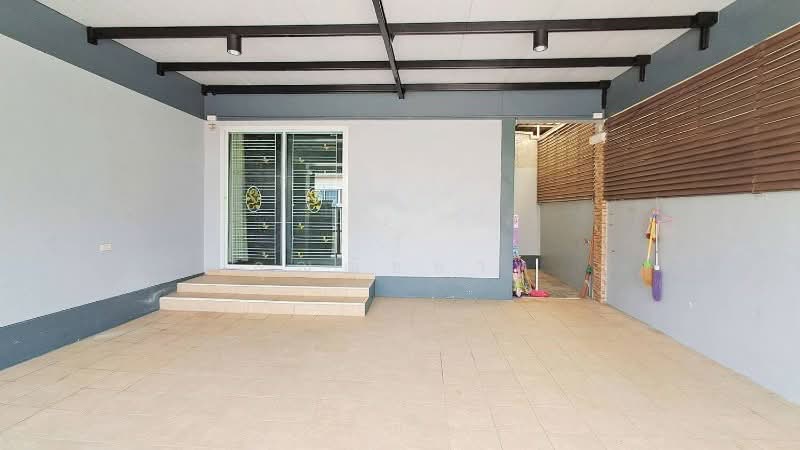 บ้านบงกช ธาราวิลล์, Chon Buri (Pattaya), Nha Pradu, Phan Thong, Chon Buri (Pattaya), 2 Bedrooms, 107 sqm, Semi-Detached House (Twin House) For Sale, by คุณณิชชา , 500296733 - DDproperty.com