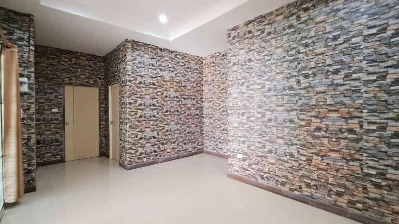 บ้านบงกช ธาราวิลล์, Chon Buri (Pattaya), Nha Pradu, Phan Thong, Chon Buri (Pattaya), 2 Bedrooms, 107 sqm, Semi-Detached House (Twin House) For Sale, by คุณณิชชา , 500296733 - DDproperty.com