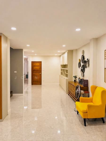 San Na Meng, San Sai, Chiang Mai, Thailand, Chiang Mai, San Na Moeng, San Sai, Chiang Mai, 5 Bedrooms, 400 sqm, Villa For Rent, by Surat Premsri, 500296744 - DDproperty.com