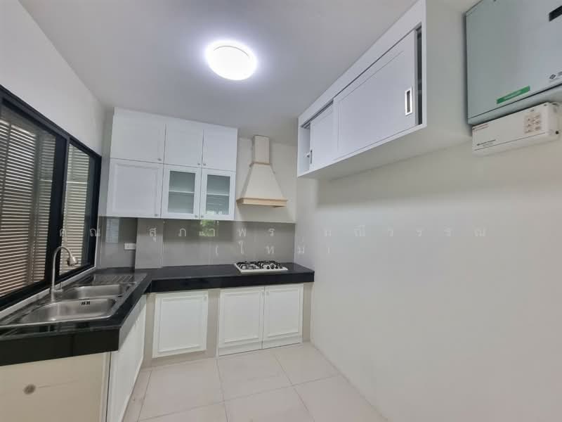 เซนโทร วัชรพล ( Centro Whacharapol ), Bangkok, ถนนสุขาภิบาล5, O-Ngoen, Sai Mai, Bangkok, 4 Bedrooms, 500 sqm, Single Detached House For Sale, by คุณ สุภาพร มณีวรรณ (ใหม่), 500296758 - DDproperty.com