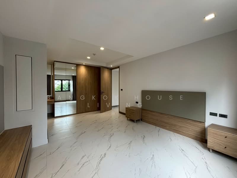 Sethiwan Residence, Bangkok, Soi Sukhumvit 13, Khlongtoei Nua, Watthana, Bangkok, 2 Bedrooms, 117 sqm, Condo For Rent, by Bangkok House Living, 500296770 - DDproperty.com