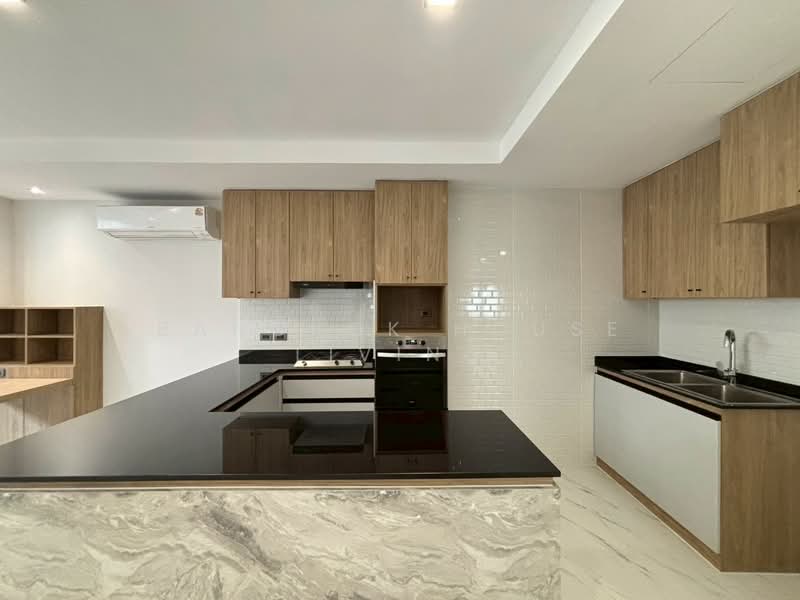 Sethiwan Residence, Bangkok, Soi Sukhumvit 13, Khlongtoei Nua, Watthana, Bangkok, 2 Bedrooms, 127 sqm, Condo For Rent, by Bangkok House Living, 500296774 - DDproperty.com