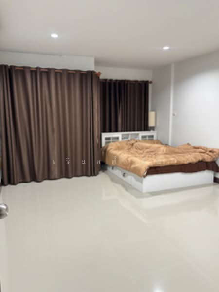 Moobaan K.C. Ramintra 7, Bangkok, Sam Wa Tawan Tok, Khlong Sam Wa, Bangkok, 2 Bedrooms, 100 sqm, Townhouse For Sale, by เรียลตี้ วัน, 500296784 - DDproperty.com