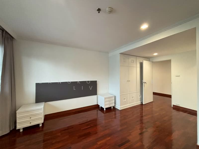 Sethiwan Residence, Bangkok, Soi Sukhumvit 13, Khlongtoei Nua, Watthana, Bangkok, 4 Bedrooms, 300 sqm, Condo For Rent, by Bangkok House Living, 500296798 - DDproperty.com