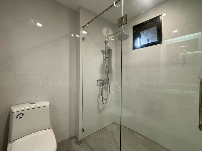 Sethiwan Residence, Bangkok, Soi Sukhumvit 13, Khlongtoei Nua, Watthana, Bangkok, 4 Bedrooms, 300 sqm, Condo For Rent, by Bangkok House Living, 500296798 - DDproperty.com