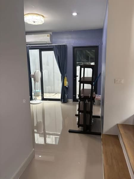 หมู่บ้านกลางเมือง พหล-วิภาวดี, กรุงเทพ, คลองถนน, สายไหม, กรุงเทพ, 218 ตร.ม., ทาวน์เฮ้าส์ ให้เช่า, โดย Forty-Six Real Estate Group, 500296818 - DDproperty.com