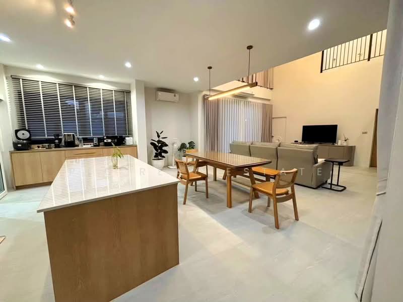 Luxury House for Sale Near Mabprachan East Pattaya, Chon Buri (Pattaya), Bang Lamung, Bang Lamung (Pattaya), Chon Buri (Pattaya), 4 Bedrooms, 1,132 sqm, Single Detached House For Sale, by PLC real estate, 500296831 - DDproperty.com